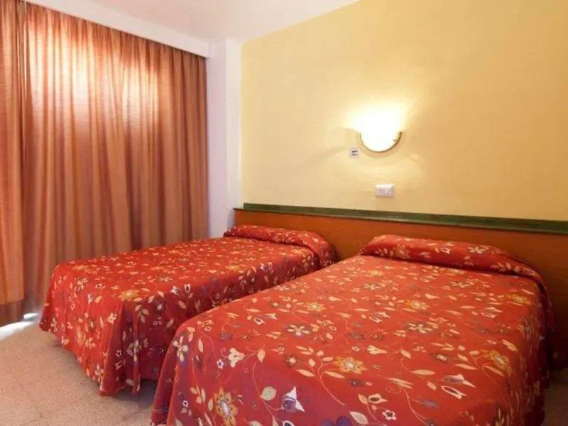 Apartamentos Sol Y Vera Magaluf  Spain